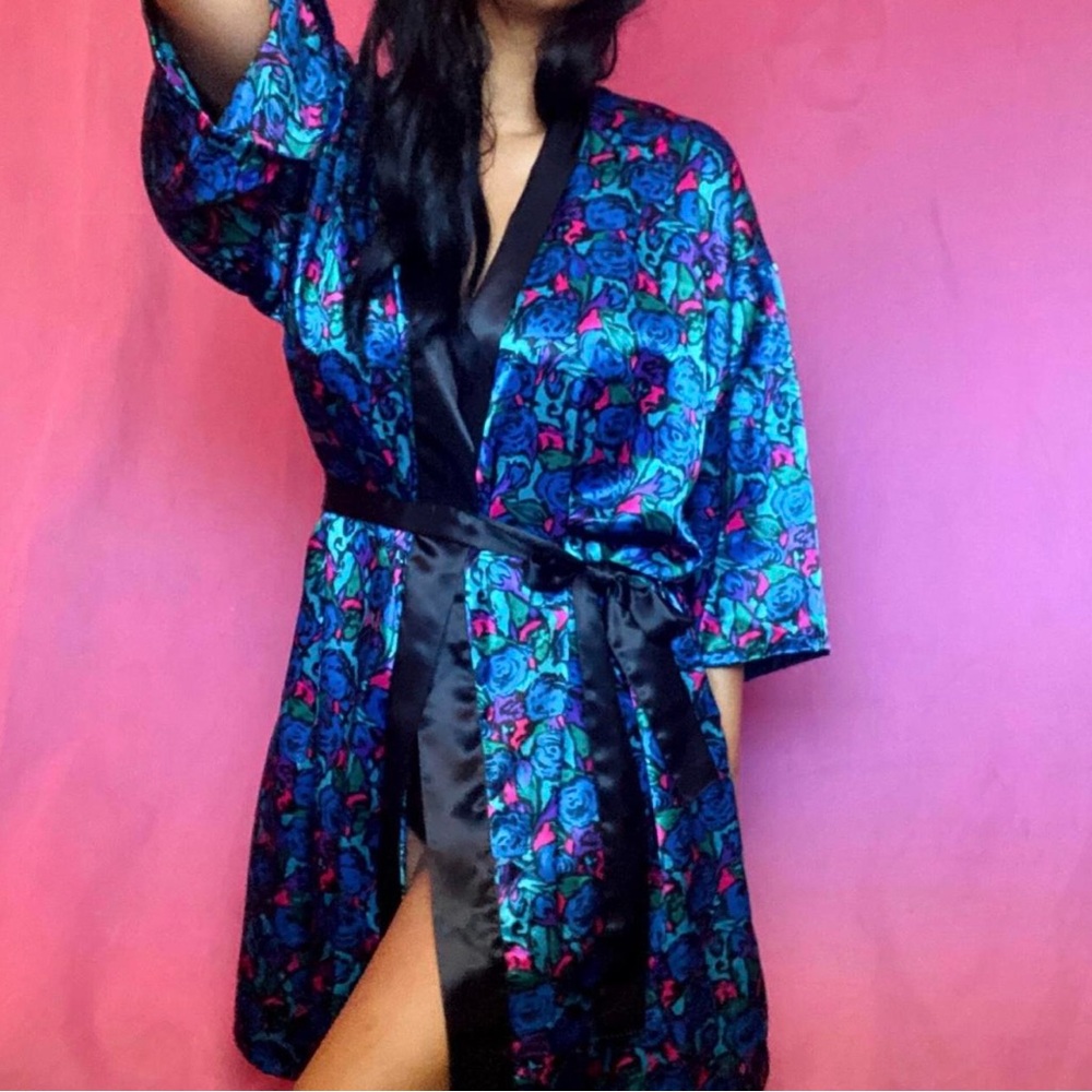 Vintage Lord & Taylor Blue and Pink Pop Art Floral 90s Satin Robe